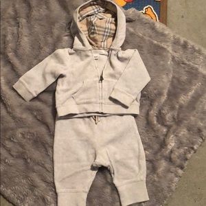 Burberry Valore suit